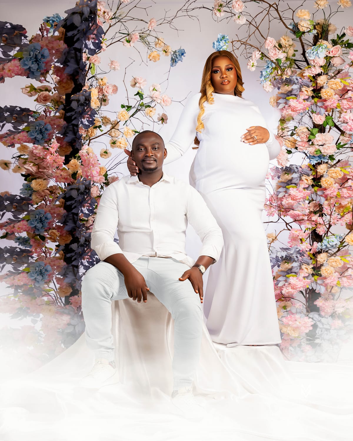 Momodu Studios maternity photography Abuja - Maternity Session